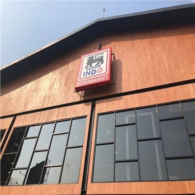 Плитка, схожа на дерево